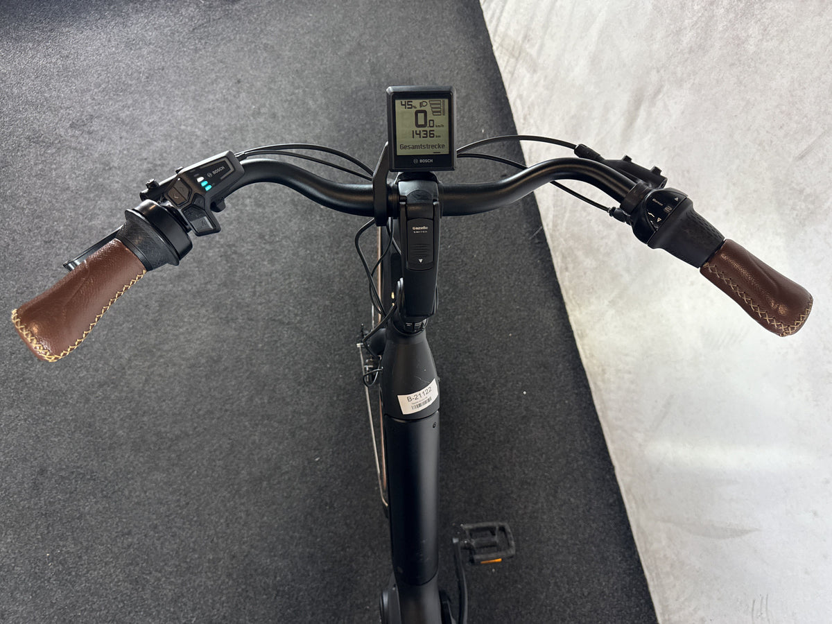 Gazelle Arroyo C8 HMB Elite gebraucht – Cockpit aus Fahrersicht