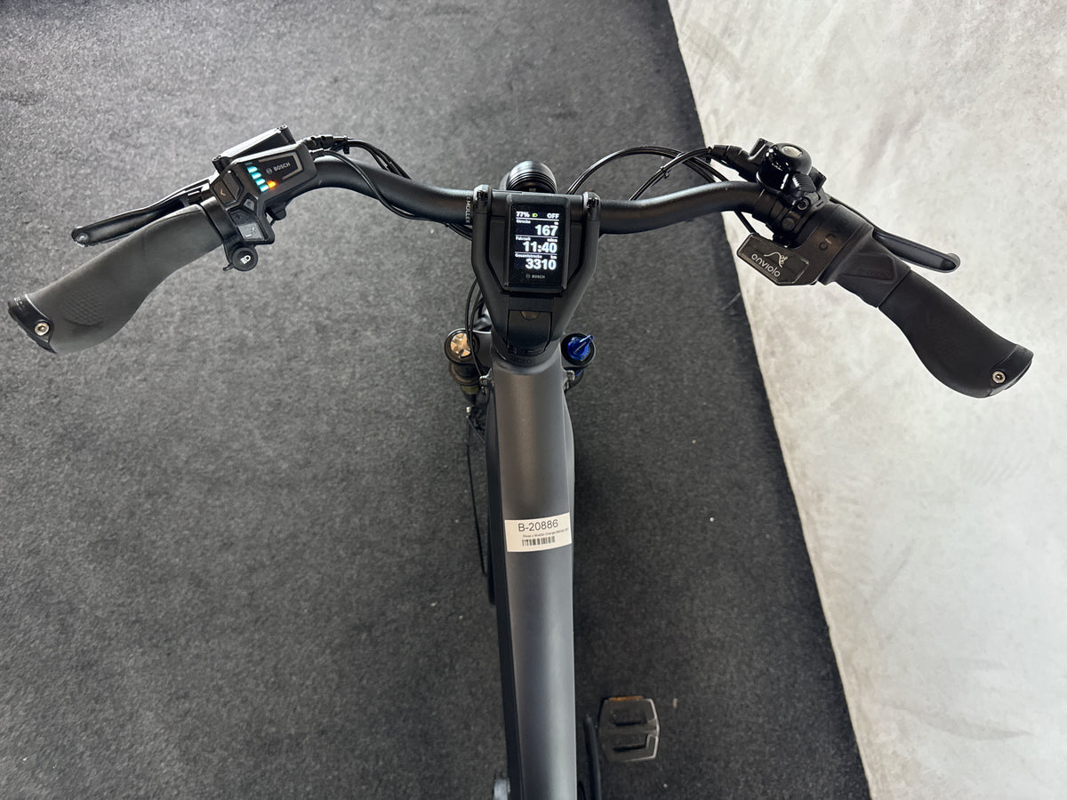 Riese & Müller Charger4 GT vario gebraucht – Cockpit aus Fahrersicht
