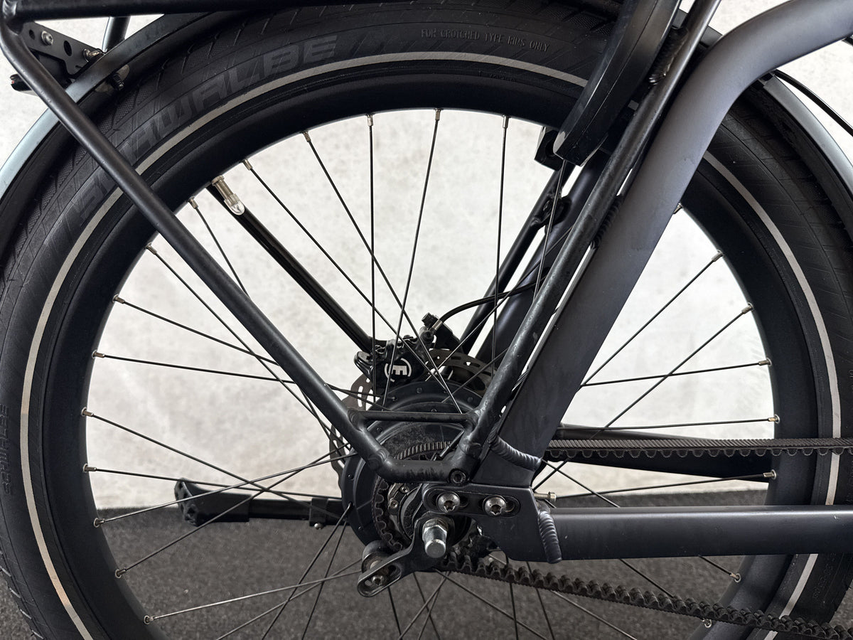 Riese & Müller Charger4 GT vario gebraucht – Hinterradnabe und Schaltung