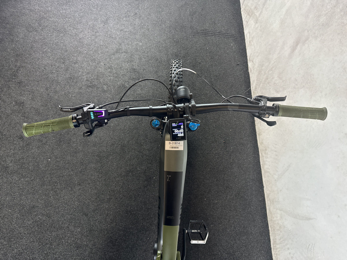 CUBE Stereo Hybrid 160 HPC TM 750 27.5 gebraucht – Cockpit aus Fahrersicht
