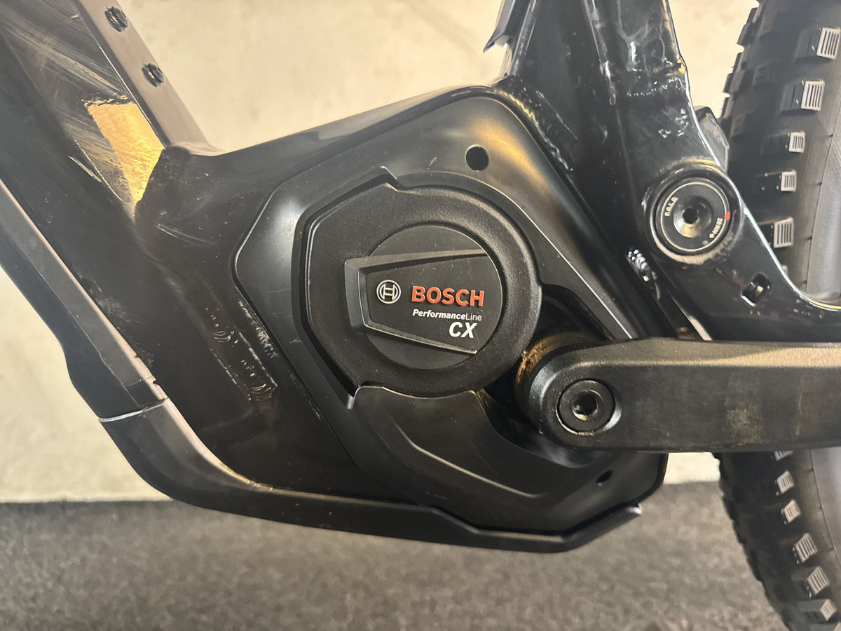 Focus THRON² 6.9 gebraucht – Motor von links