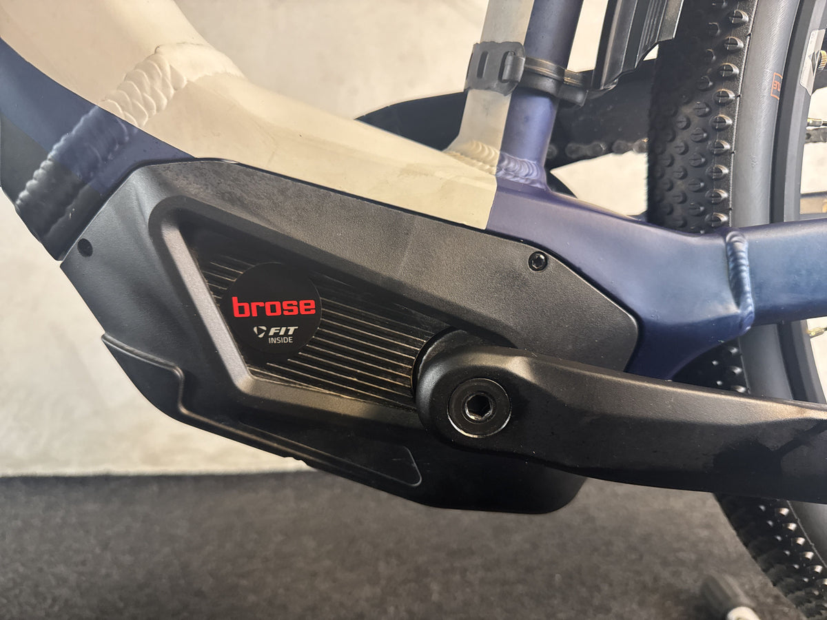 Bulls Lacuba EVO Cross gebraucht – Motor von links