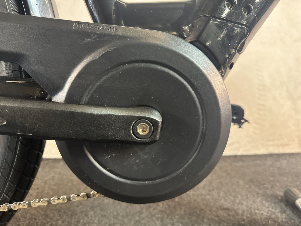 Moustache Lundi 27.3 gebraucht – Motor von rechts