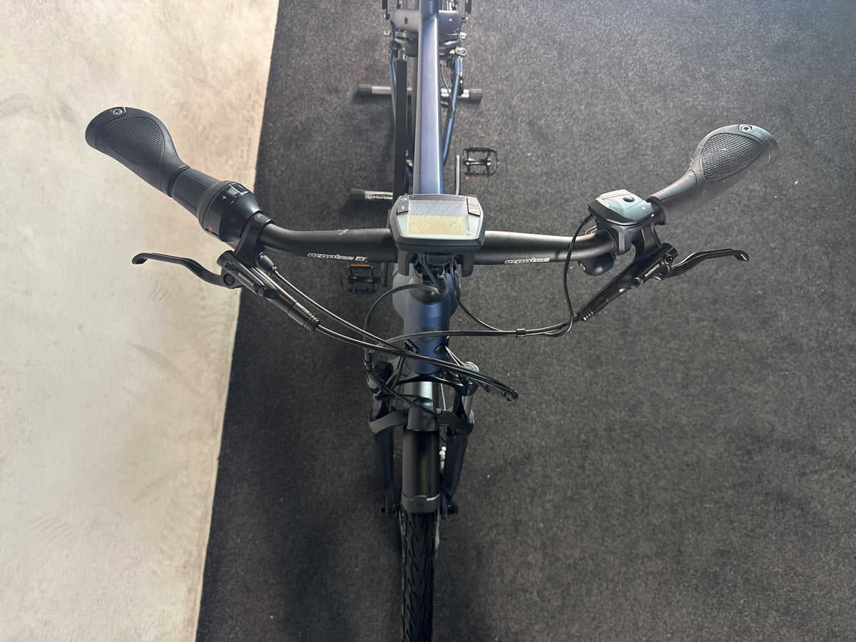 Velo de Ville AEB890 gebraucht – Cockpit von vorne