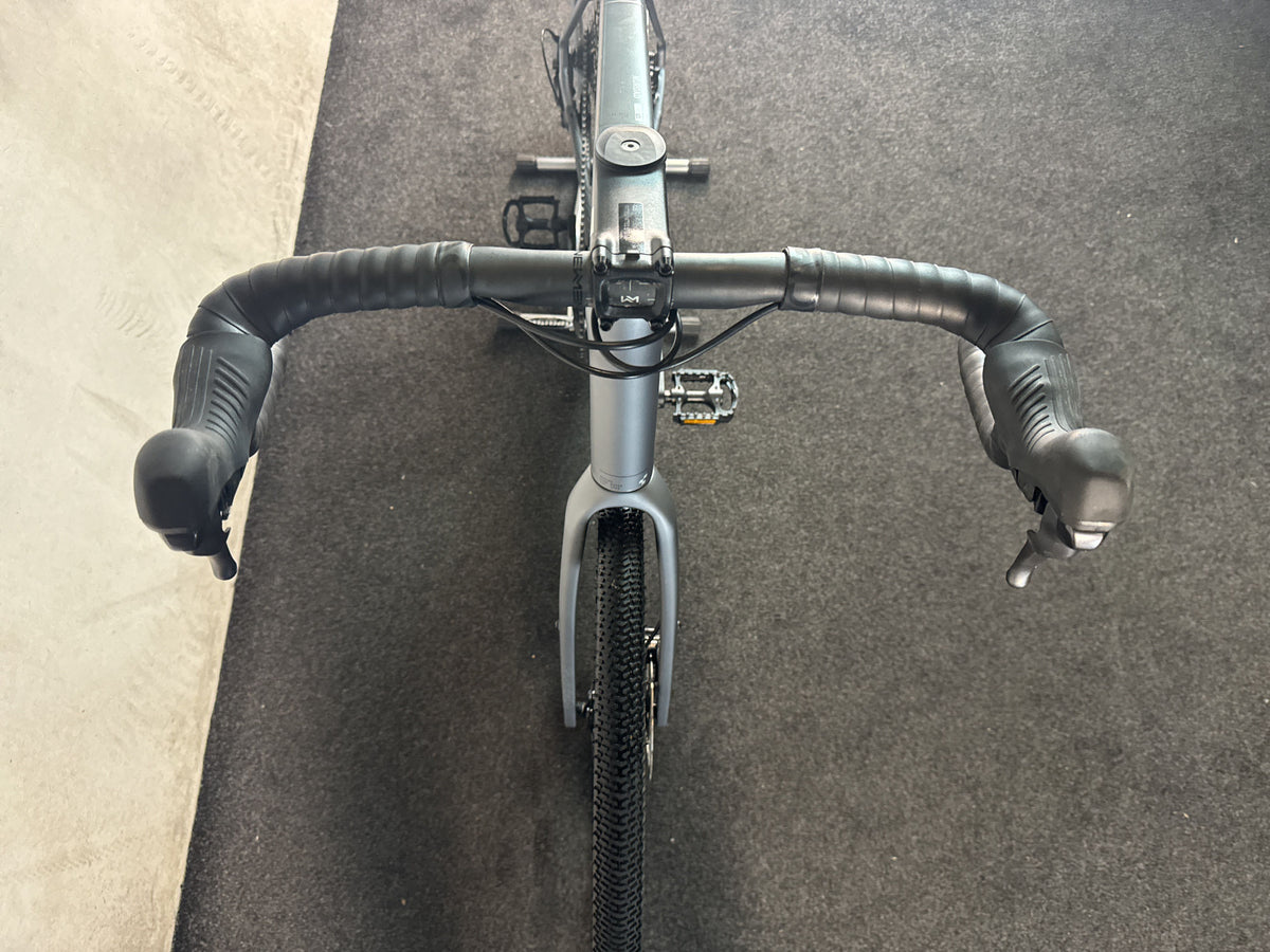 Cube Nuroad gebraucht – Cockpit von vorne