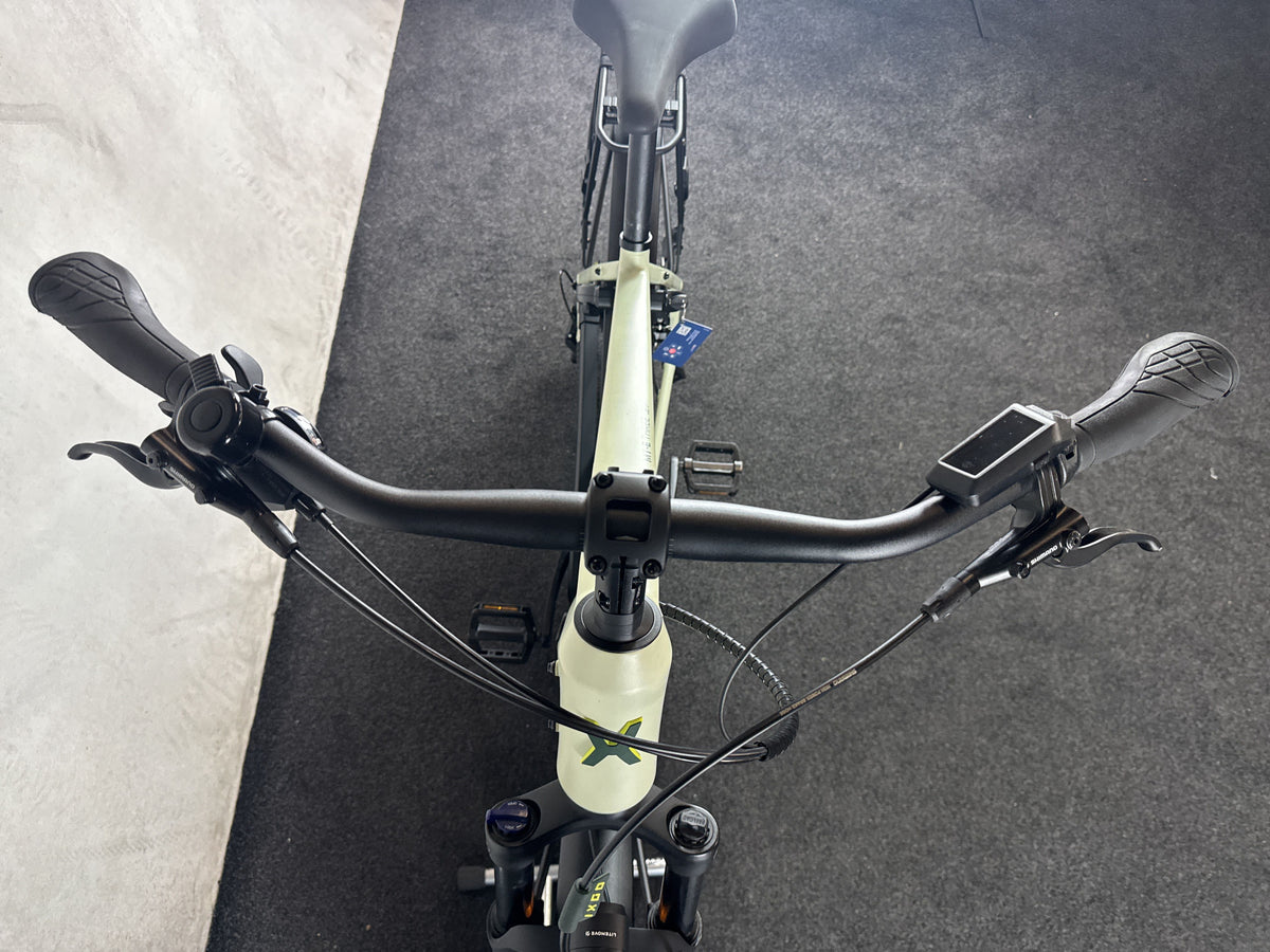 IXGO MT-E Three gebraucht – Cockpit von vorne