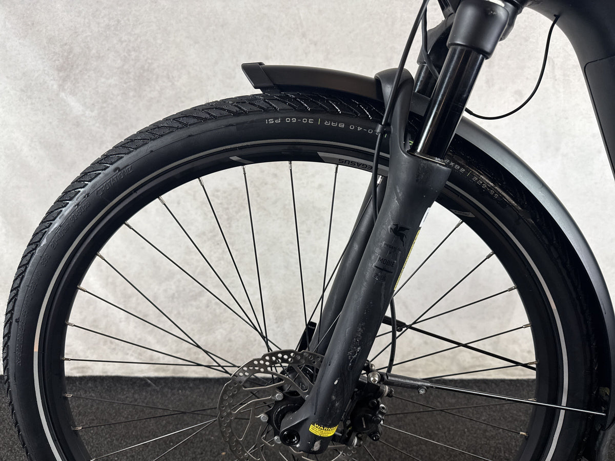 Pegasus EVO 10 Lite Comfort gebraucht – Vorderrad und Gabel