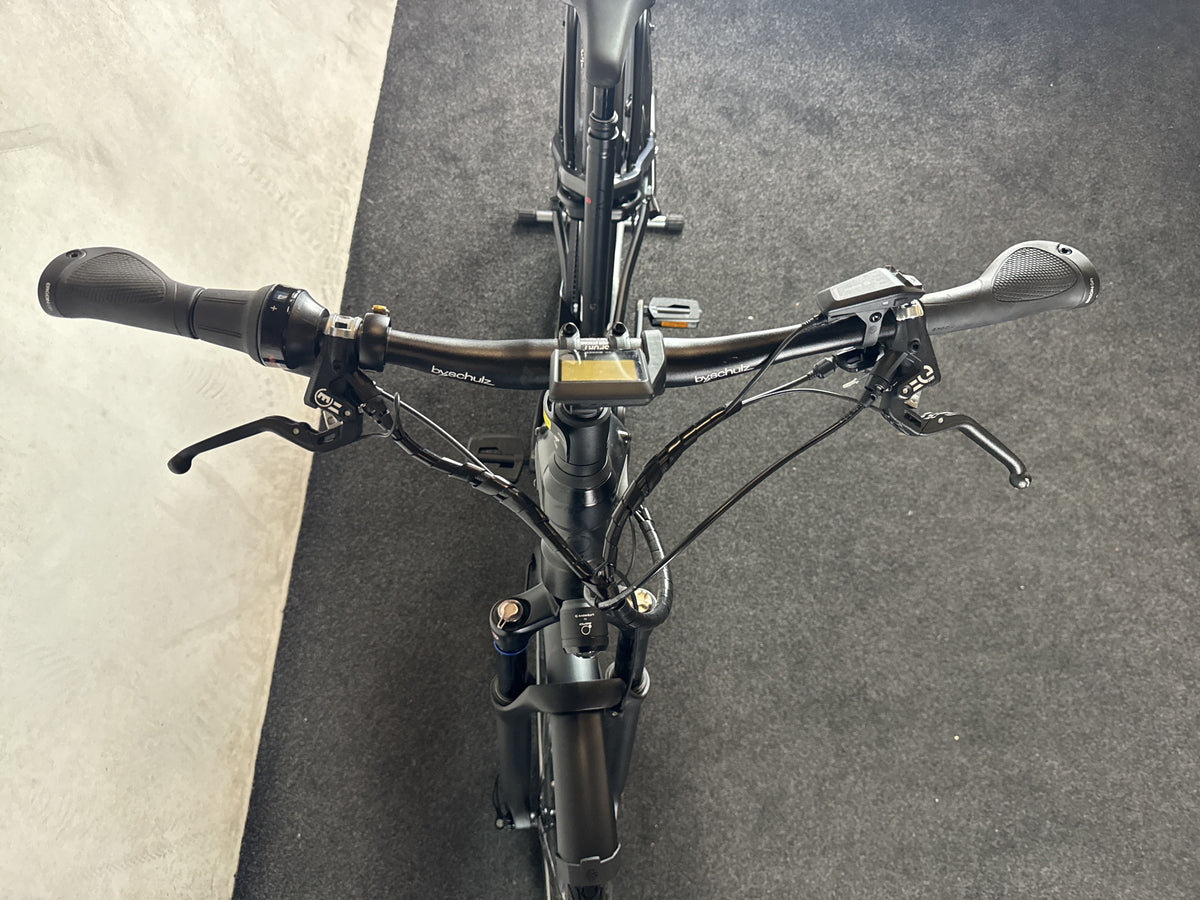 Zemo ZE 5F gebraucht – Cockpit von vorne