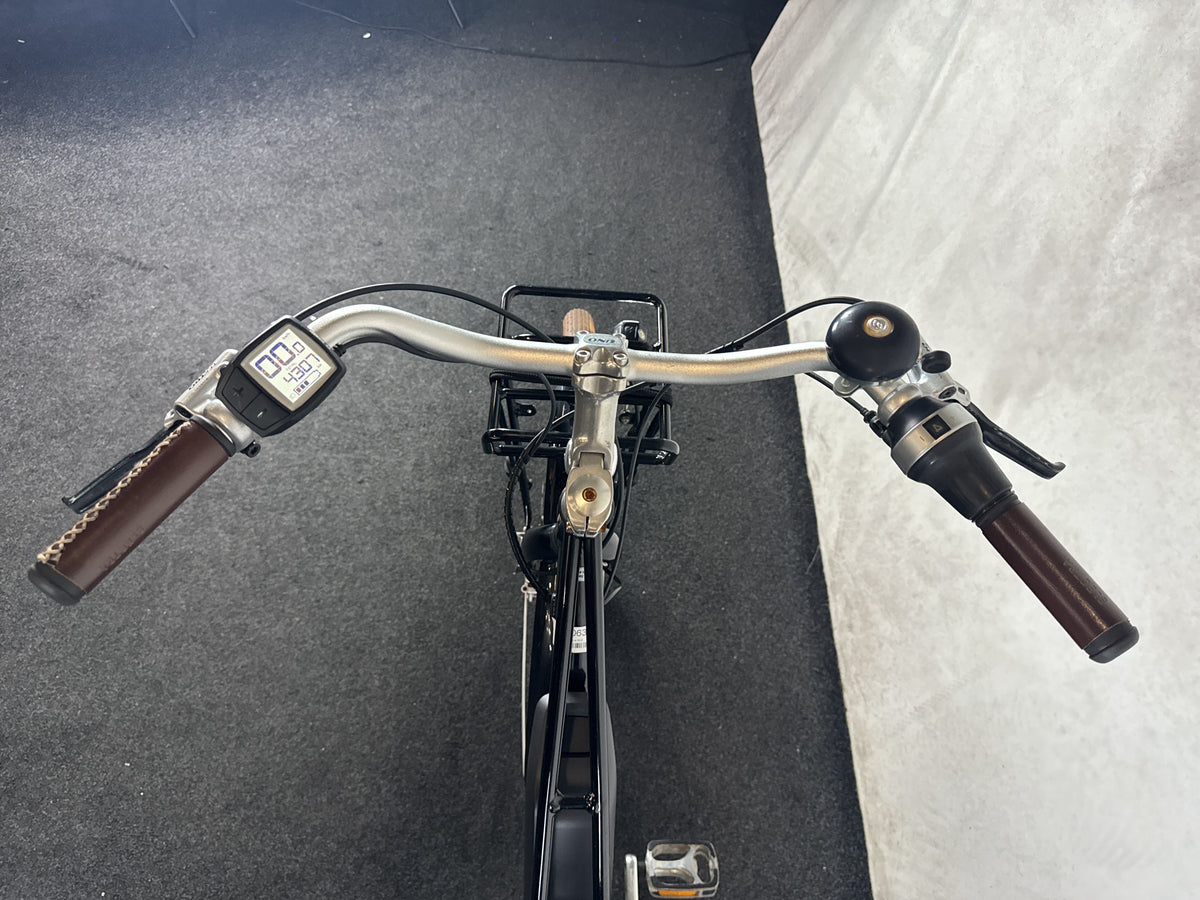 Electra Loft Go! gebraucht – Cockpit aus Fahrersicht