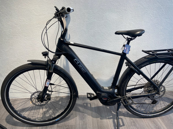 Cube Touring Hybrid Pro 625