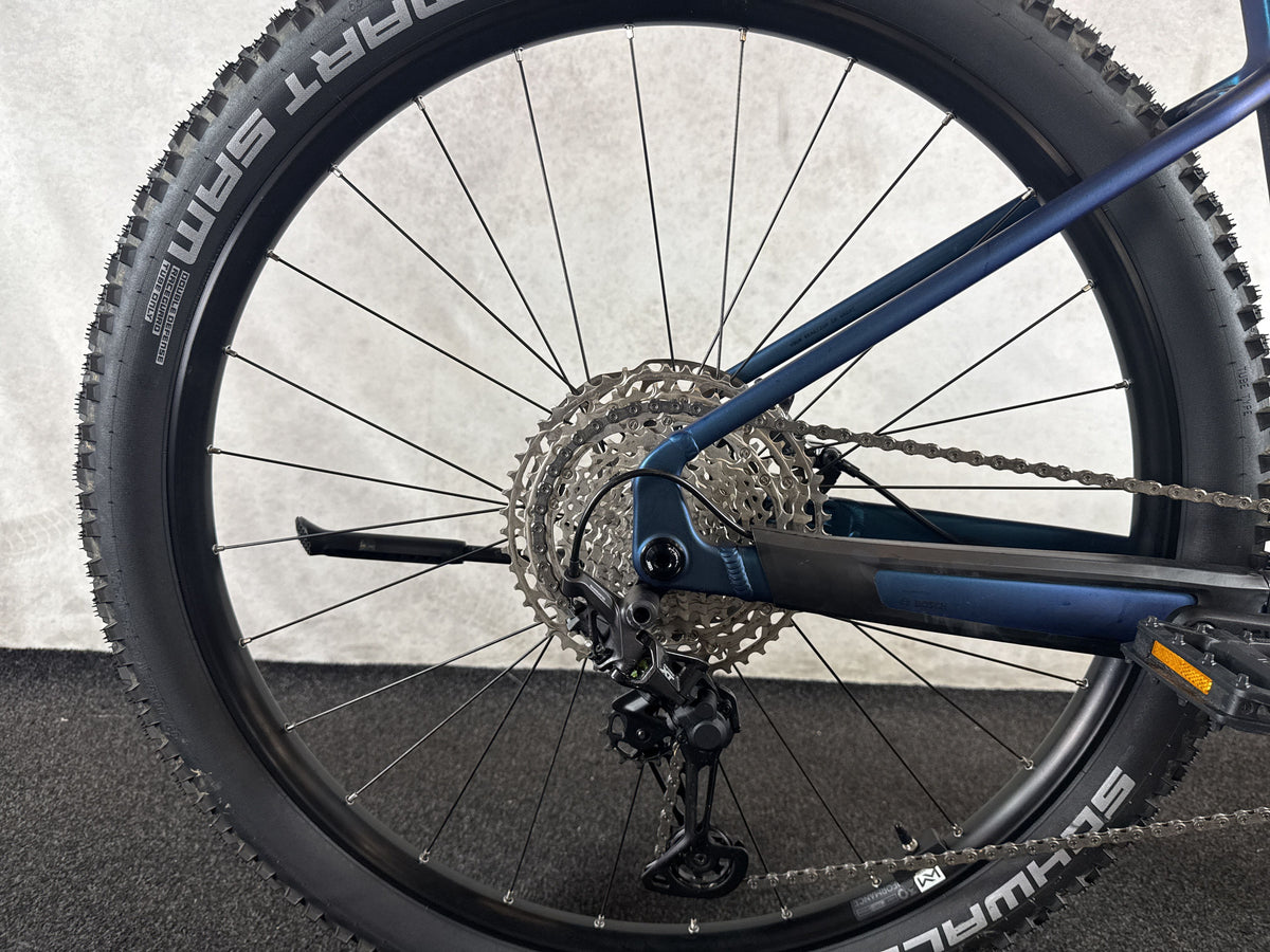 CUBE Reaction Hybrid SLX 800 gebraucht – Hinterradnabe und Schaltung