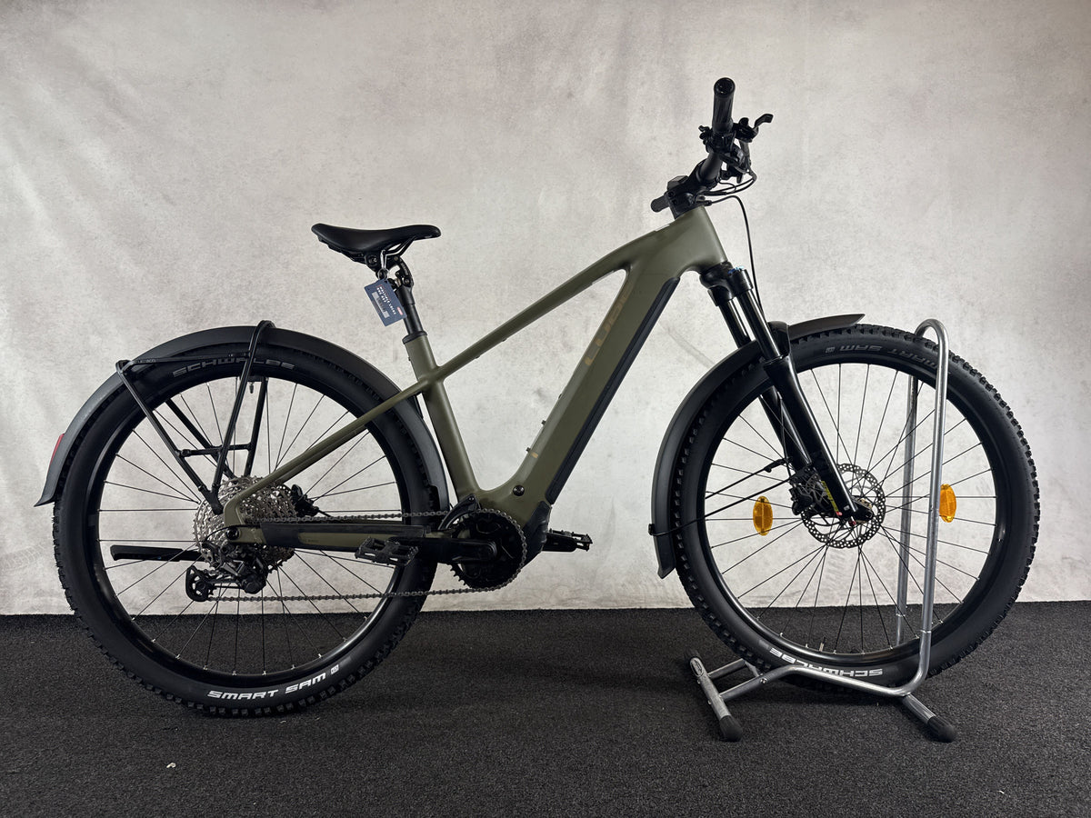 CUBE Reaction Hybrid Pro 800 Allroad gebraucht – Seitenansicht rechts