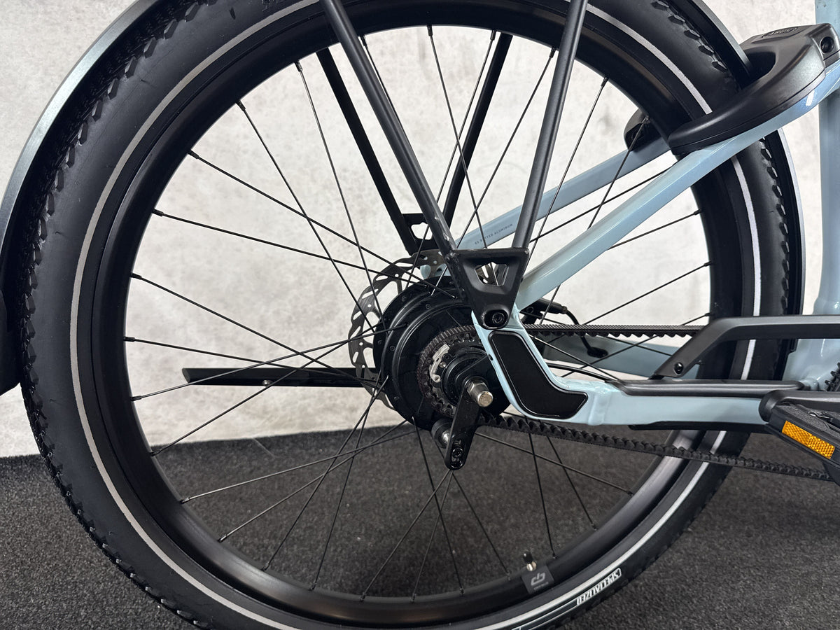 Specialized Turbo Vado 4.0 IGH gebraucht – Hinterradnabe und Schaltung