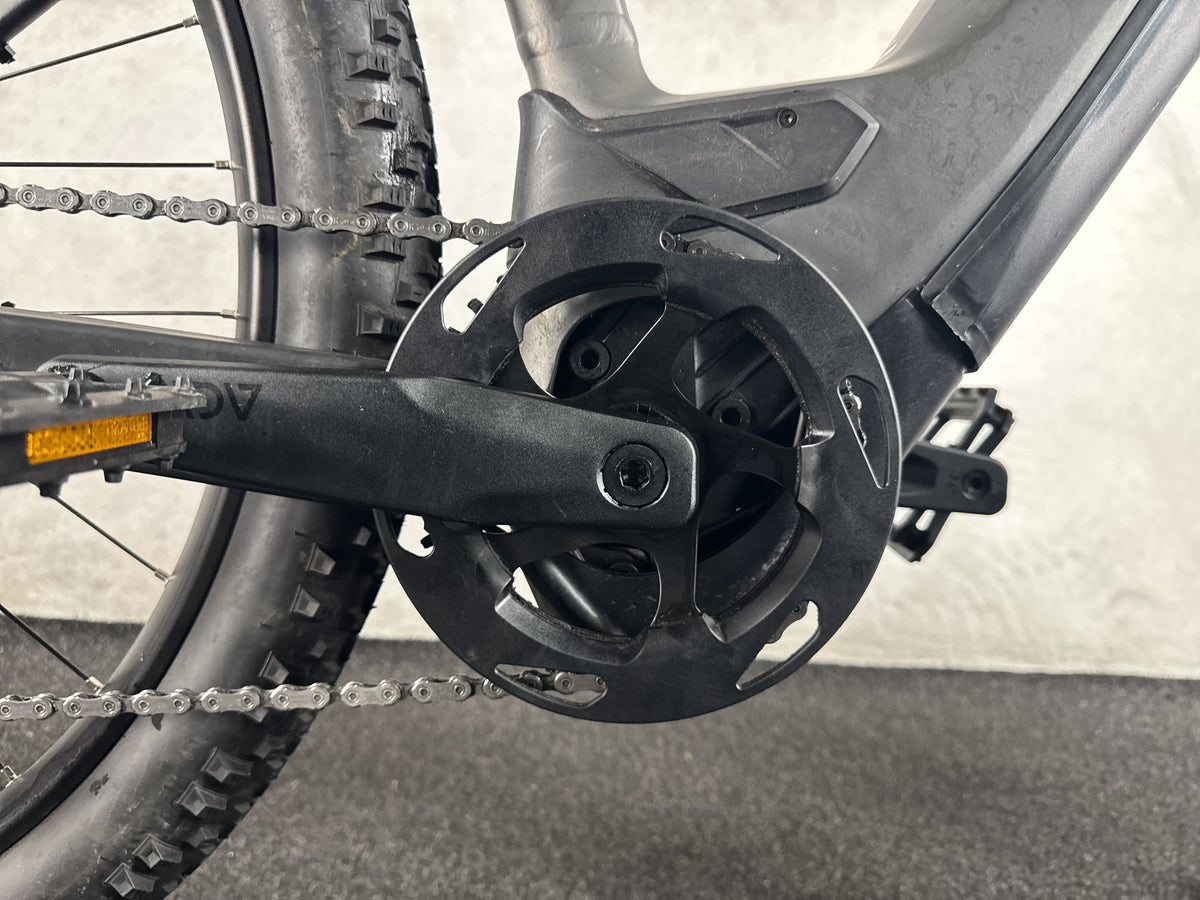 CUBE Reaction Hybrid Race 750 gebraucht – Motor von rechts