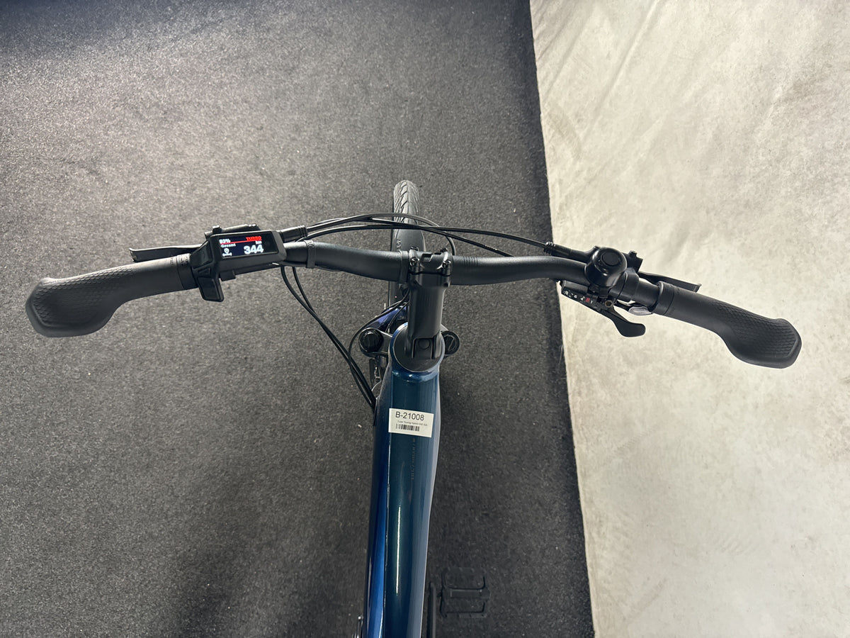 CUBE Touring Hybrid ONE 625 gebraucht – Cockpit aus Fahrersicht