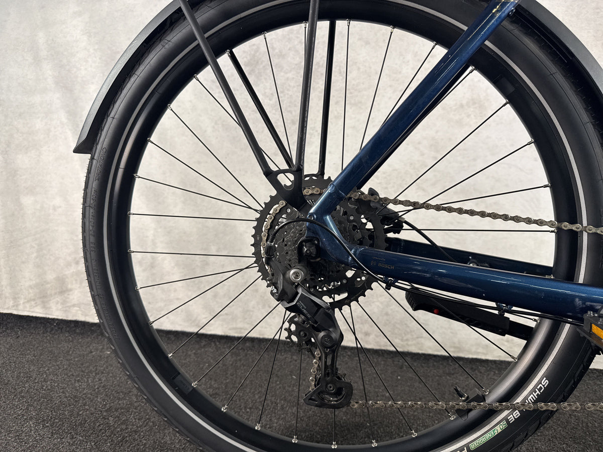 CUBE Touring Hybrid ONE 625 gebraucht – Hinterradnabe und Schaltung