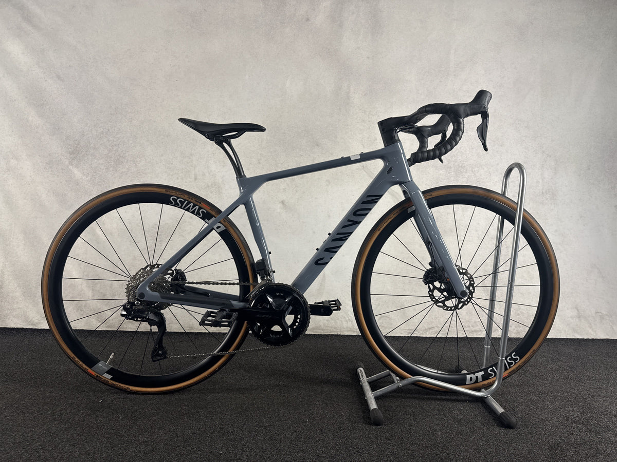 Canyon Endurace CF 7 Di2 gebraucht – Seitenansicht rechts