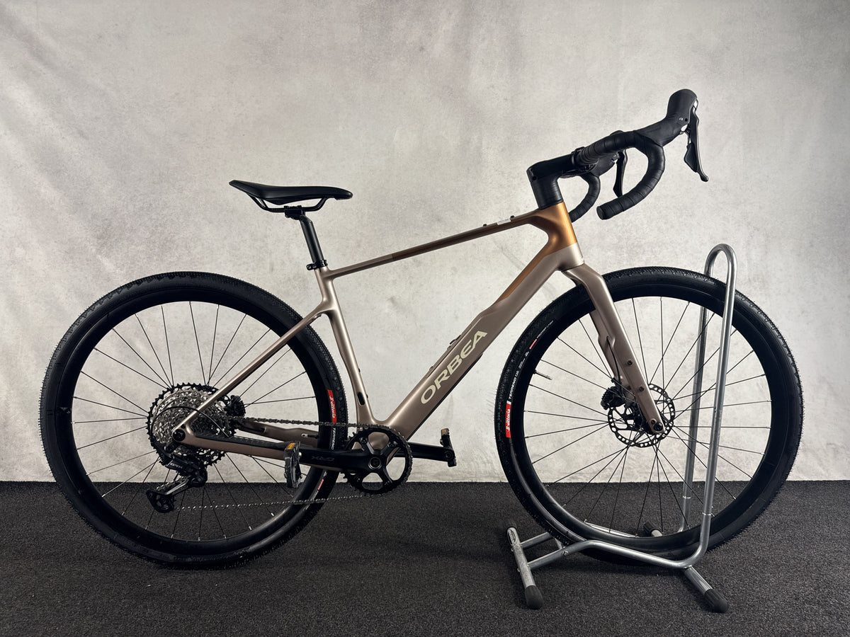 Orbea Terra M30TEAM gebraucht – Seitenansicht rechts