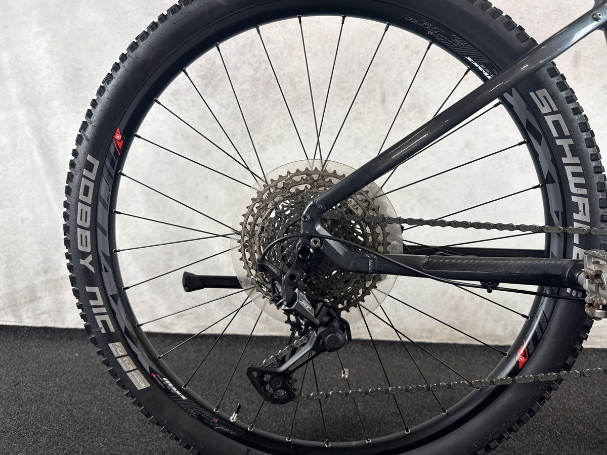 BH Bikes Core 29 Pro gebraucht – Hinterradnabe und Schaltung