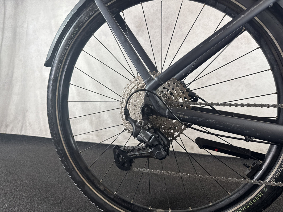 CUBE Touring Hybrid Pro 625 gebraucht – Hinterradnabe und Schaltung