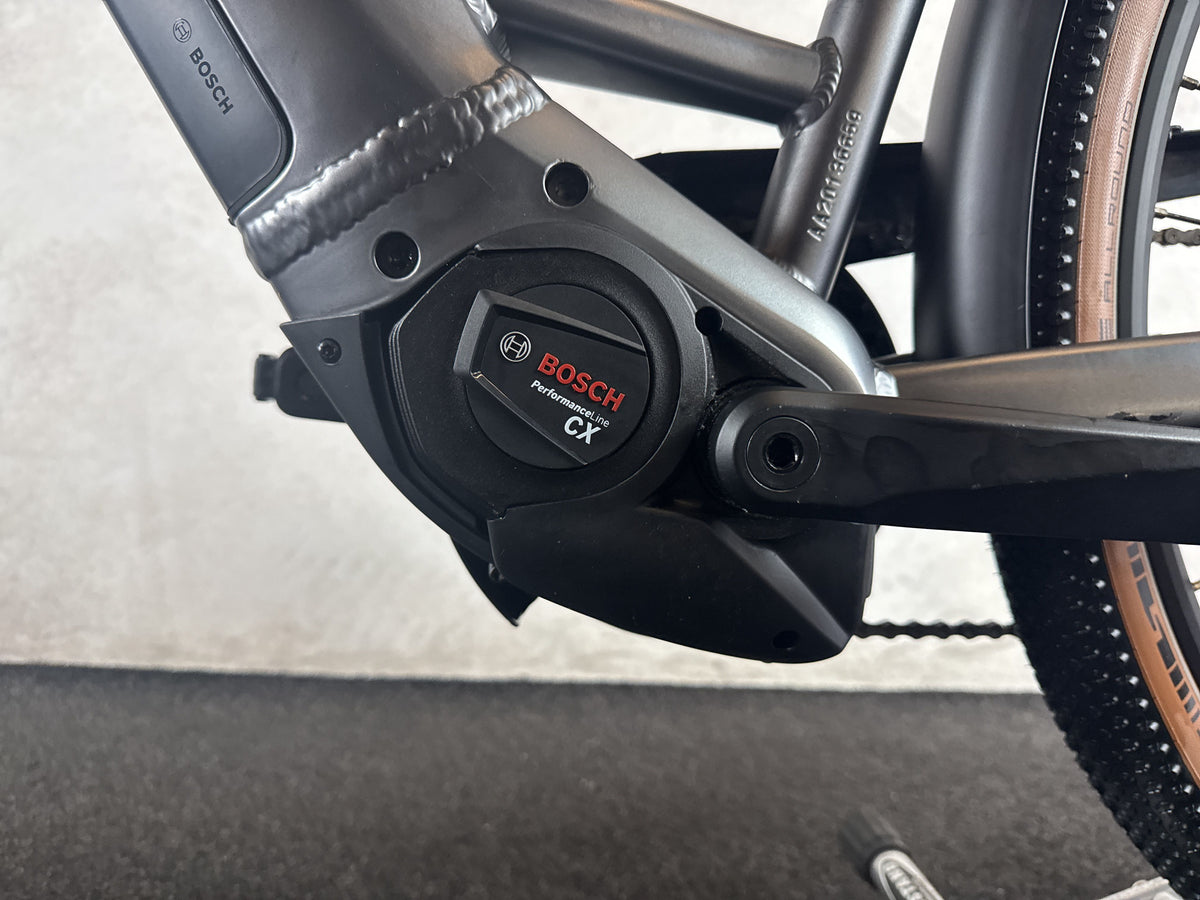 Bulls Cross Lite Evo 1 750 gebraucht – Motor von links