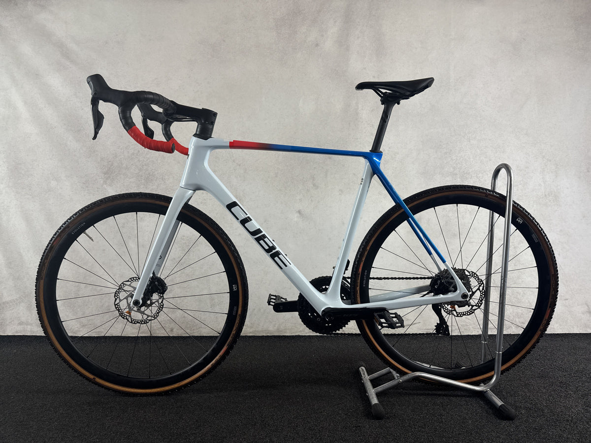 CUBE Cross Race C:62 SLX gebraucht – Seitenansicht links