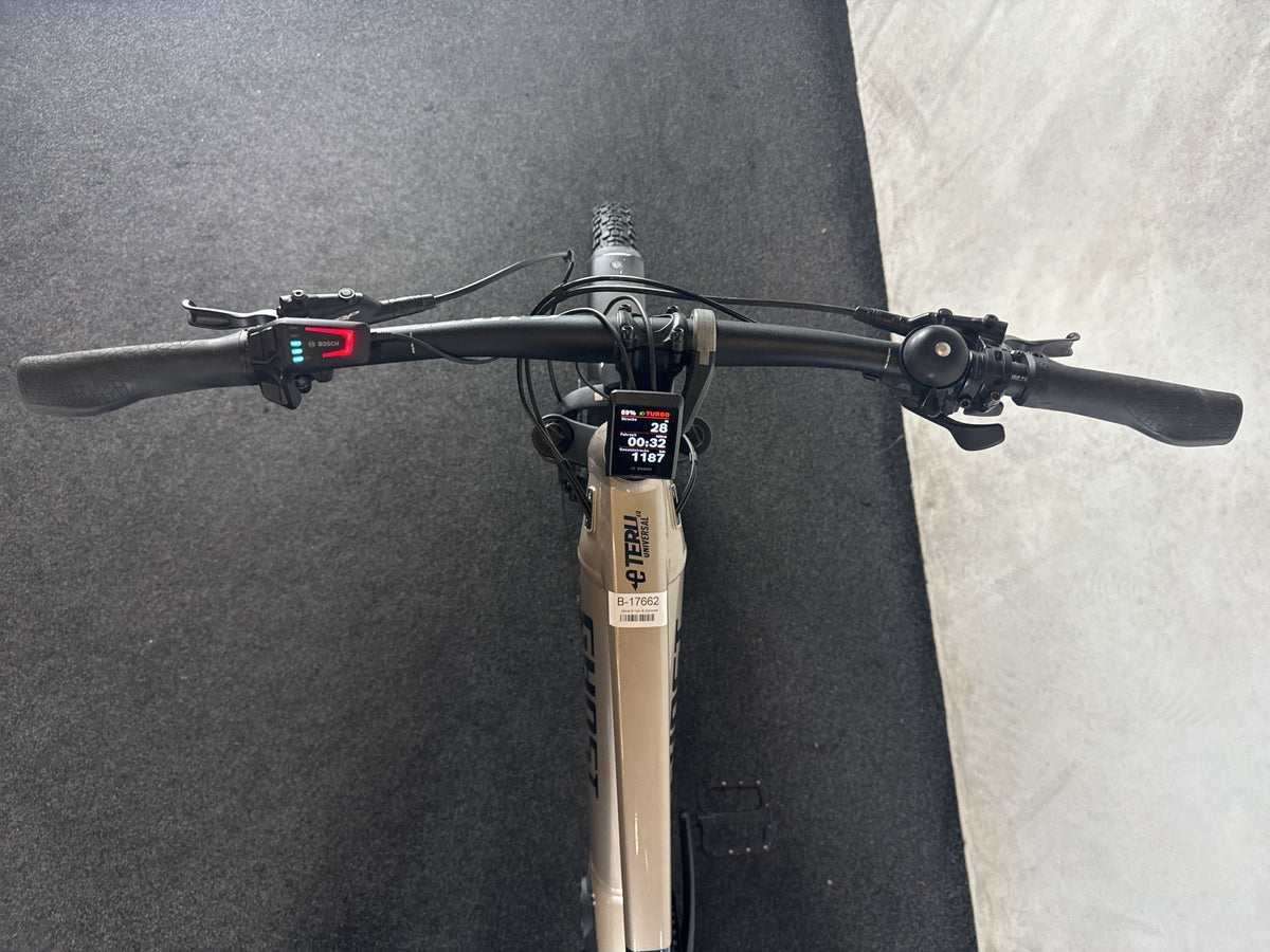 Ghost E-Teru Universal EQ gebraucht – Cockpit aus Fahrersicht