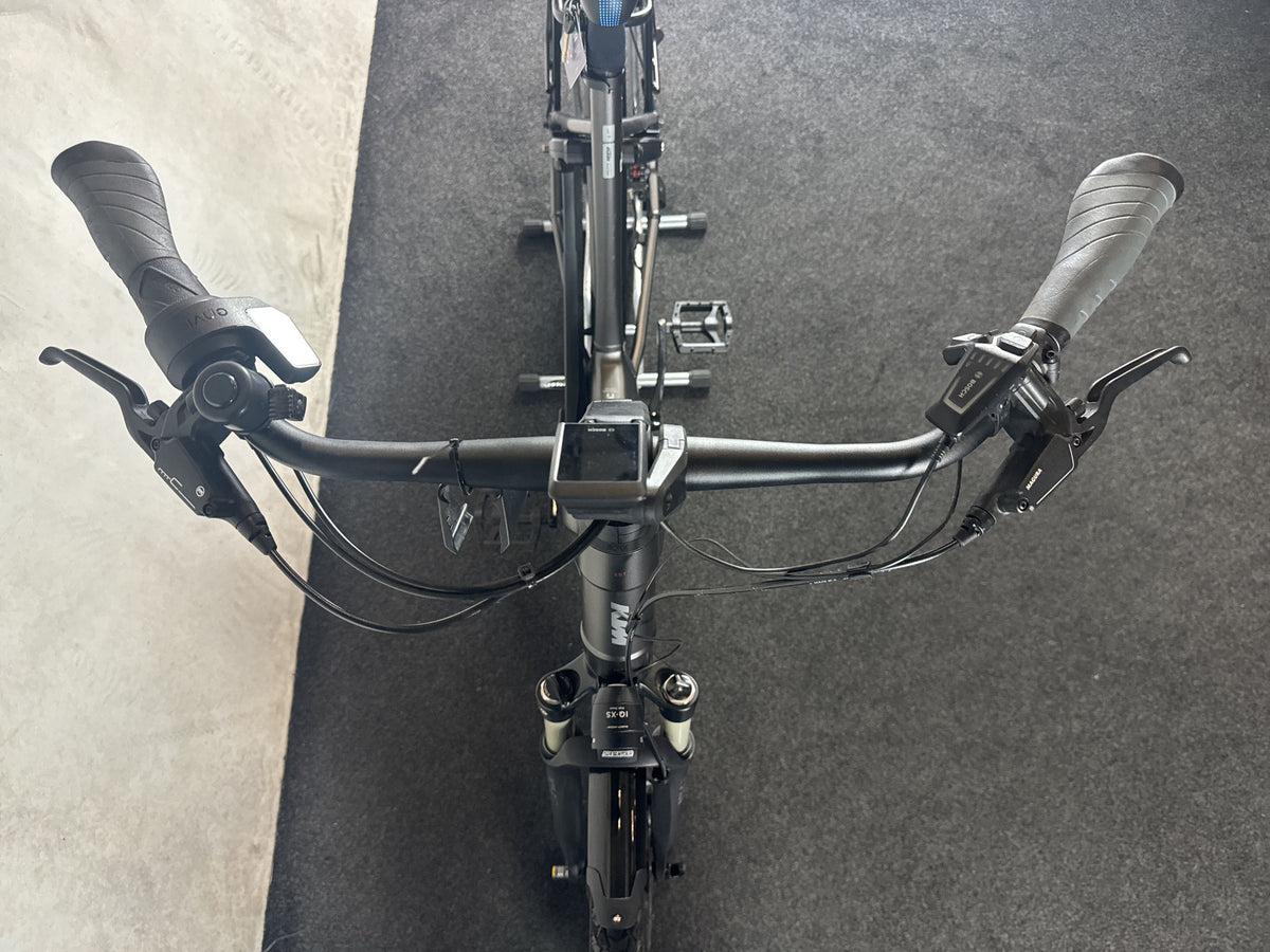 KTM Macina City 710 Belt gebraucht – Cockpit von vorne