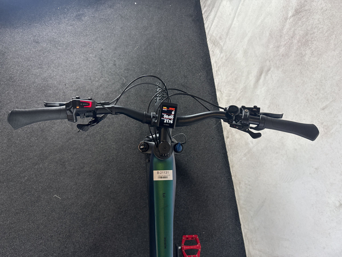 CUBE Nuride Hybrid EXC 800 Allroad gebraucht – Cockpit aus Fahrersicht