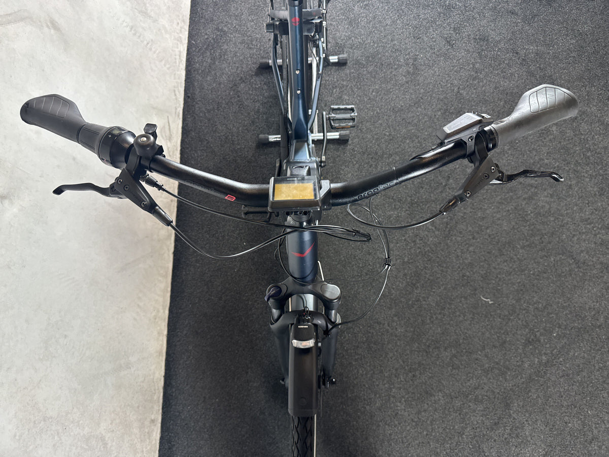 Victoria Tresalo 7 gebraucht – Cockpit von vorne
