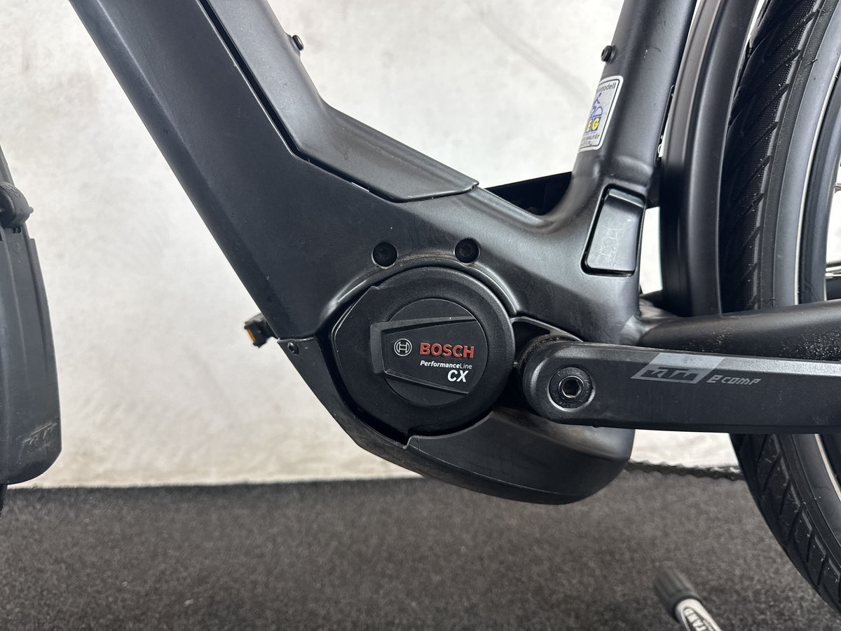 KTM Cento 10 Plus gebraucht – Motor von links