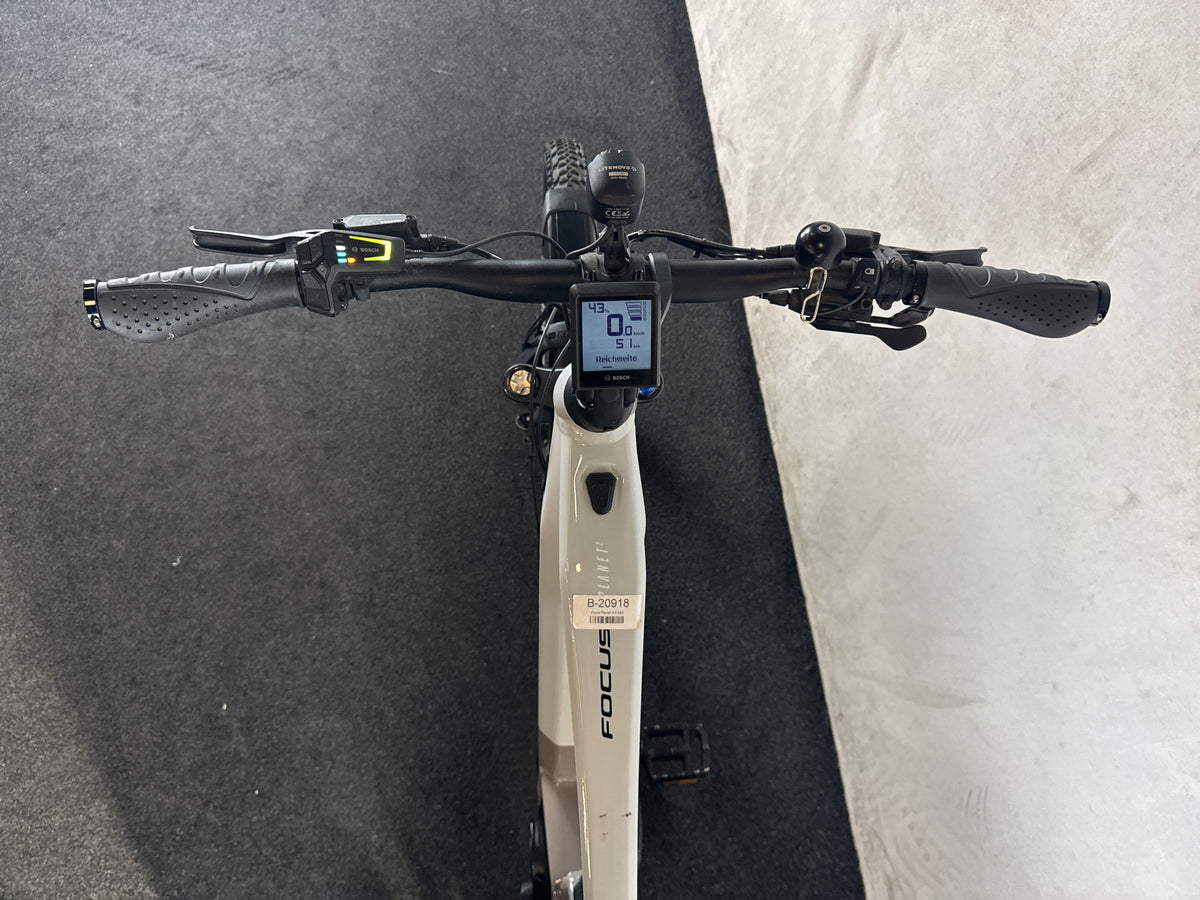 Focus Planet² 6.8 ABS gebraucht – Cockpit aus Fahrersicht