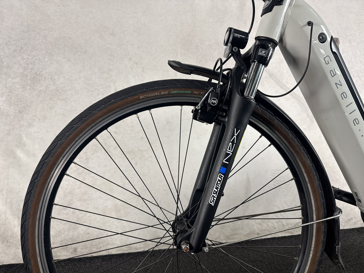 Gazelle Arroyo C7+ HMB Elite gebraucht – Vorderrad und Gabel