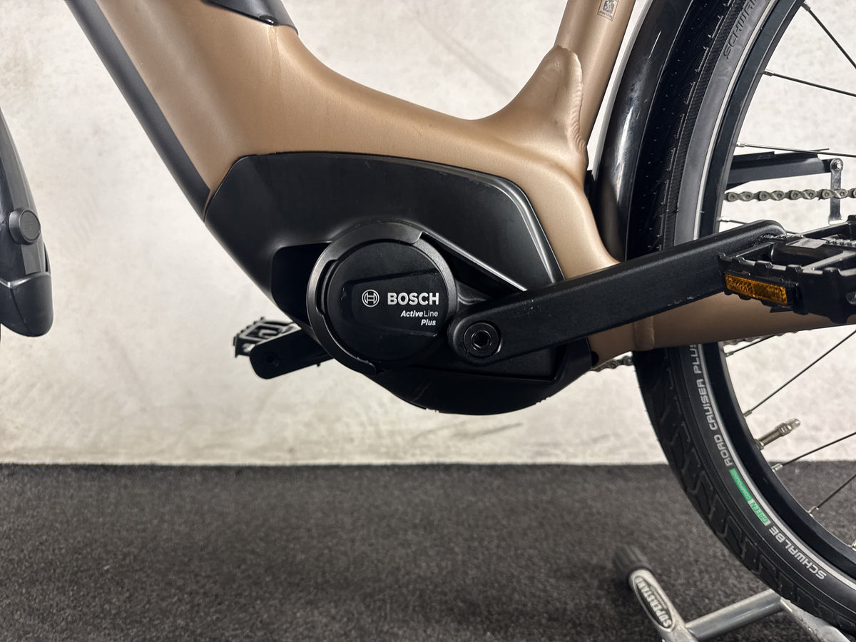 Winora Tria N8 E gebraucht – Motor von links