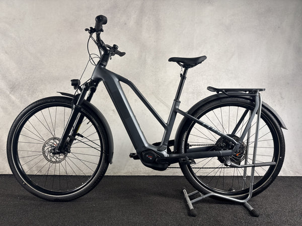 Cube Kathmandu Hybrid ONE 800