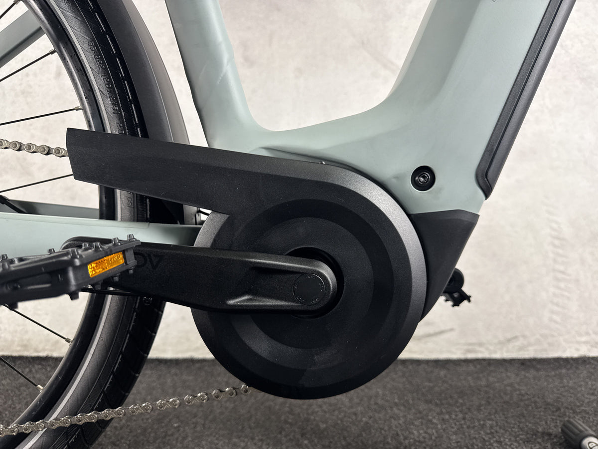 CUBE Kathmandu Hybrid EX 800 gebraucht – Motor von rechts