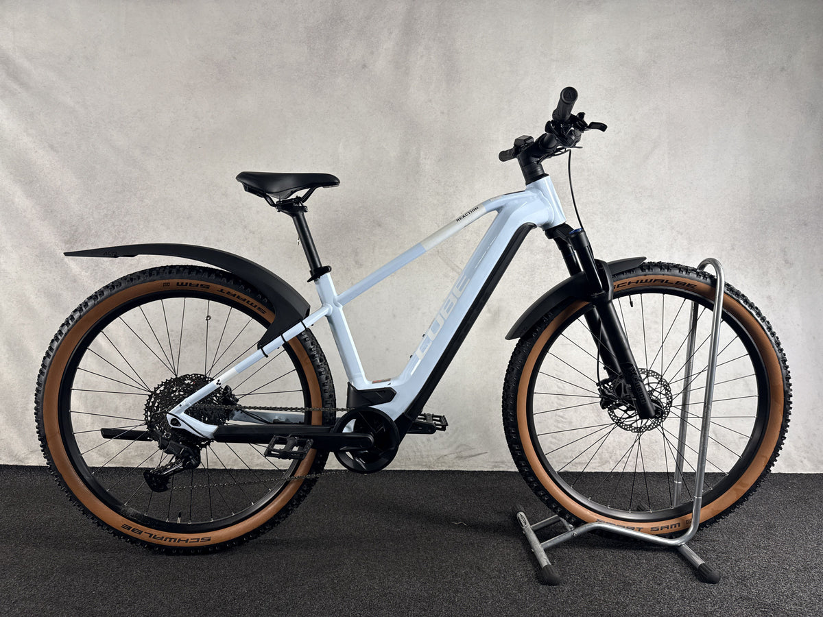 Cube Reaction Hybrid Pro 750 gebraucht – Seitenansicht rechts