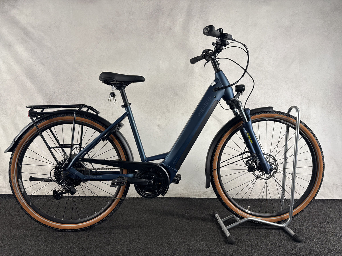 Pegasus Premio EVO 9 gebraucht – Seitenansicht rechts