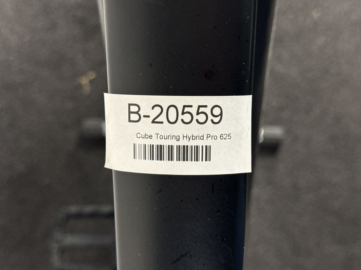 CUBE Touring Hybrid Pro 625 gebraucht – Rahmennummer-Etikett