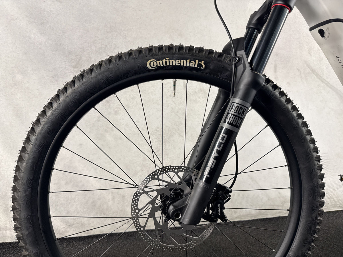 Haibike AllTrail 8 gebraucht – Vorderrad und Gabel