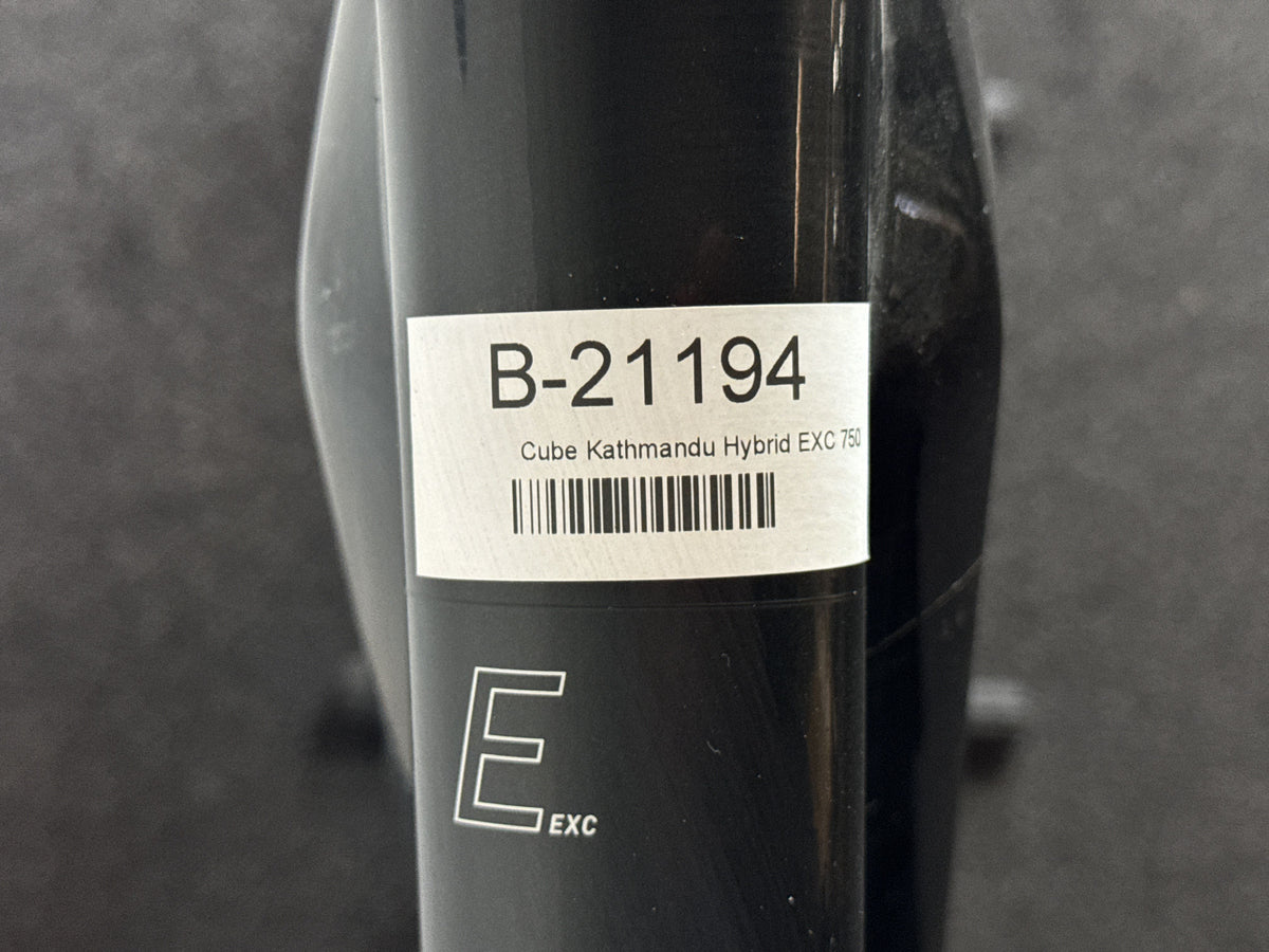 Cube Kathmandu Hybrid EXC 750 gebraucht – Rahmennummer-Etikett