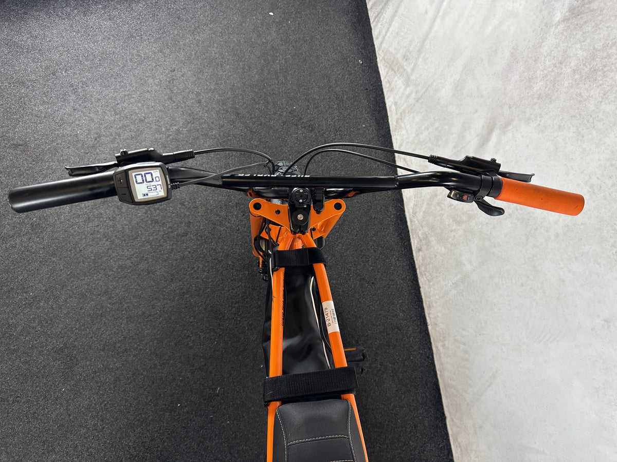 Ruff Cycles Lil'Buddy gebraucht – Cockpit aus Fahrersicht
