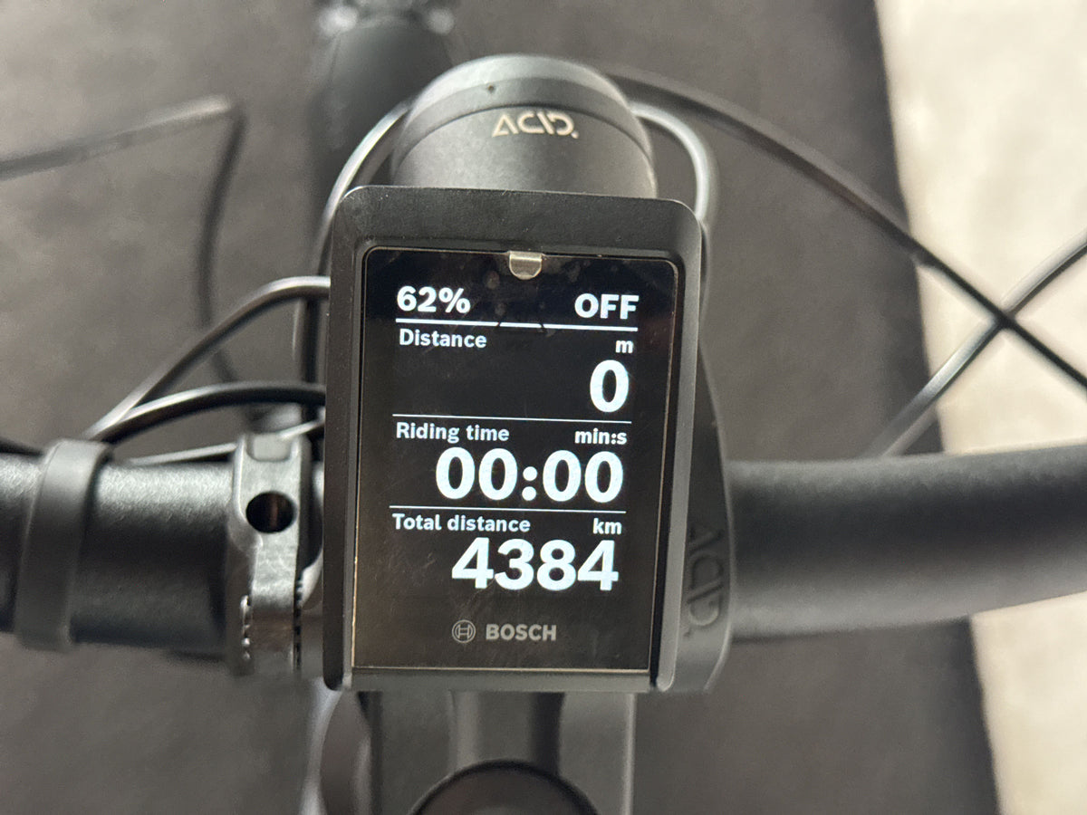 CUBE Stereo Hybrid 120 Race 750 gebraucht – Display