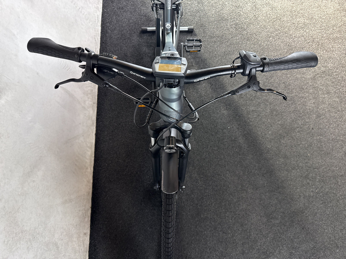 Centurion E-Fire Tour R760i gebraucht – Cockpit von vorne
