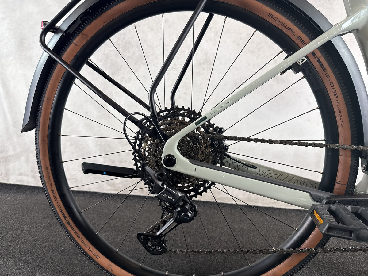 CUBE Nuroad Hybrid C:62 Race 400x FE gebraucht – Hinterradnabe und Schaltung