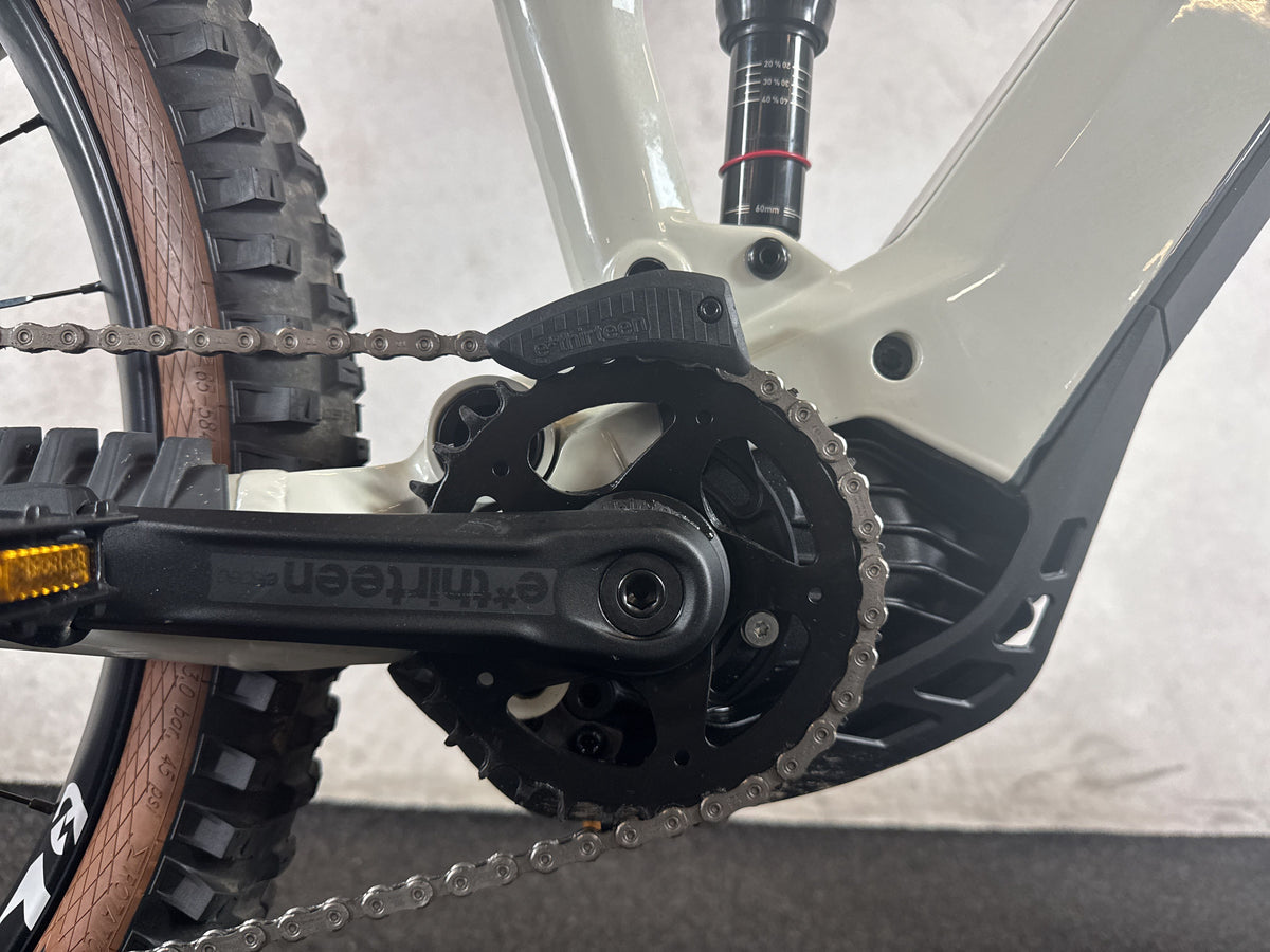 Bulls Sonic EVO AM 4 Carbon 29/27,5 gebraucht – Motor von rechts