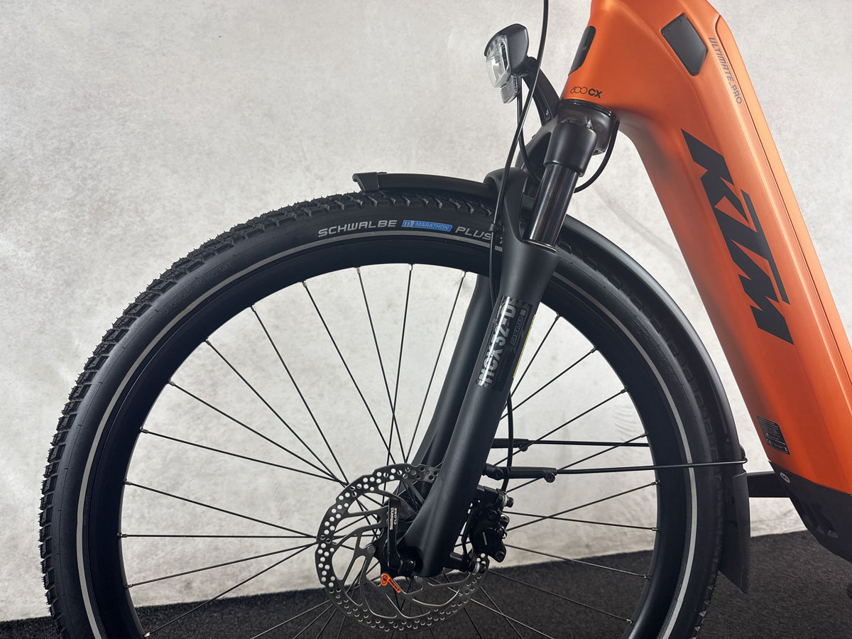 KTM Macina Ultimate Pro gebraucht – Vorderrad und Gabel