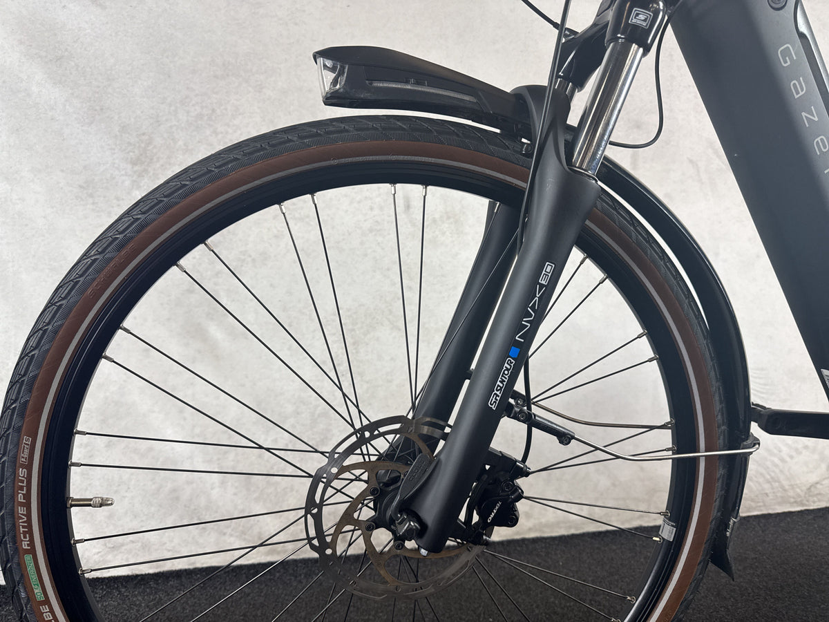 Gazelle Arroyo gebraucht – Vorderrad und Gabel