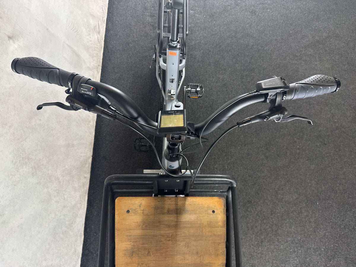 Bergamont Hans-E gebraucht – Cockpit von vorne