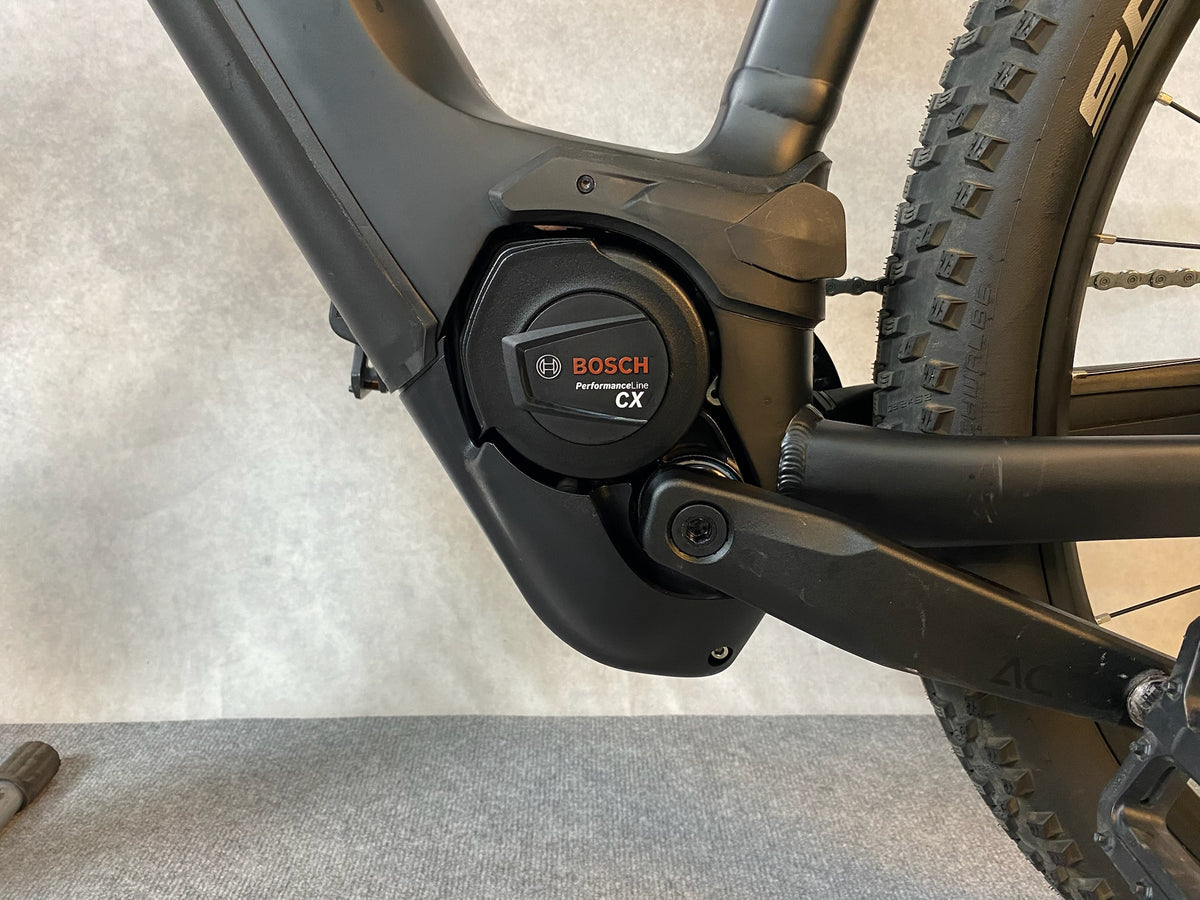 Cube Reaction Hybrid SLX 750
